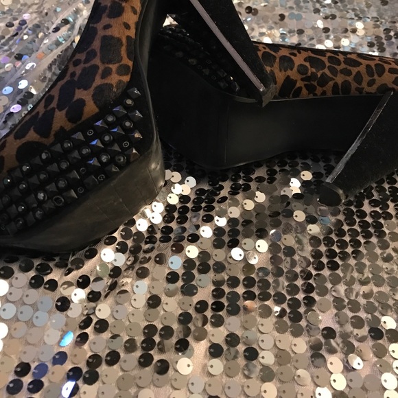 Sam Edelman Leopard Studded High Heels 👠 - Picture 4 of 4