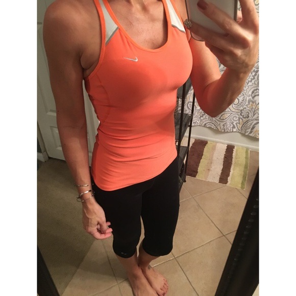 Nike dri-fit tank
