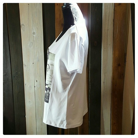 ⤵FINAL CLEARANCE ⤵(1 left size: M) T shirt NWOT - Picture 3 of 4