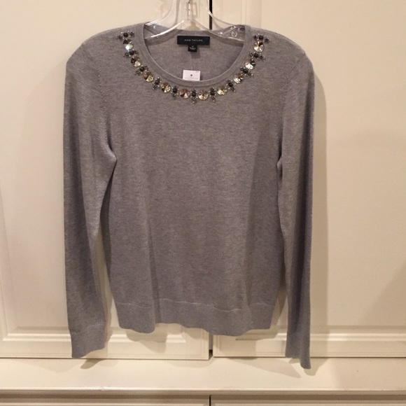 Ann Taylor - women's sweater (NWT)
