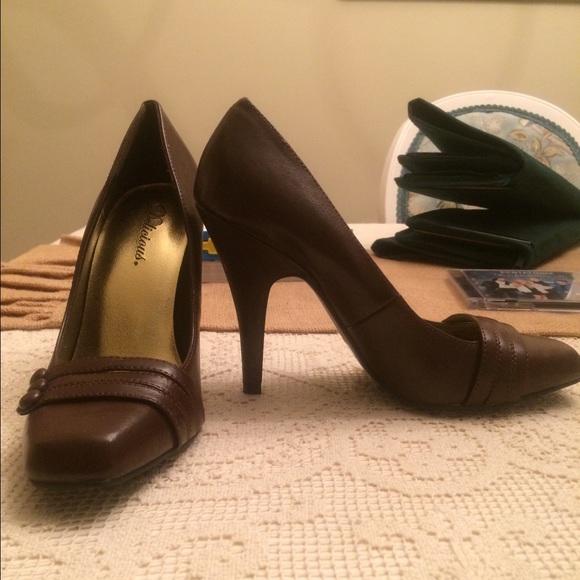 Delicious Brown Heels