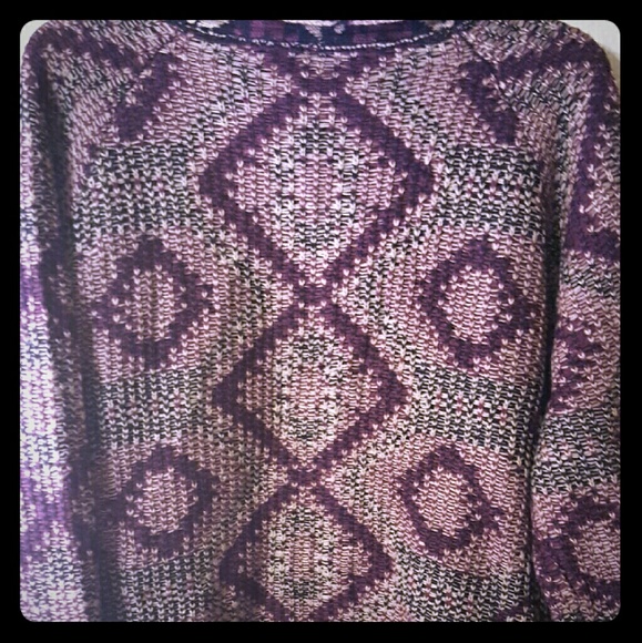 Gimmicks by BKE Size Large sweater