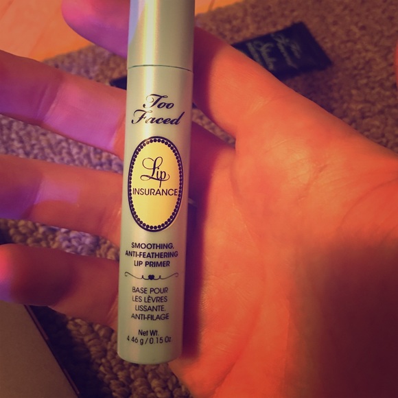 Too faced lip insurance lip primer