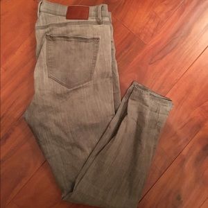 Size 32 madewell jeans