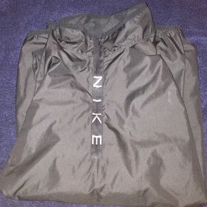 Nike Windbreaker: (Large)
