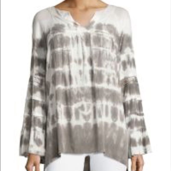 Xcvi top with tags.
