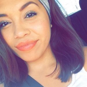 Meet your Posher, Adriana