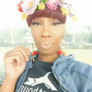 Meet your Posher, Kiesha