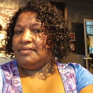 Meet your Posher, Sherry