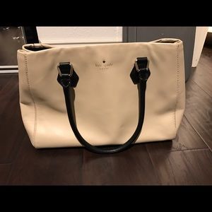 Kate Spade Medium Creme Purse