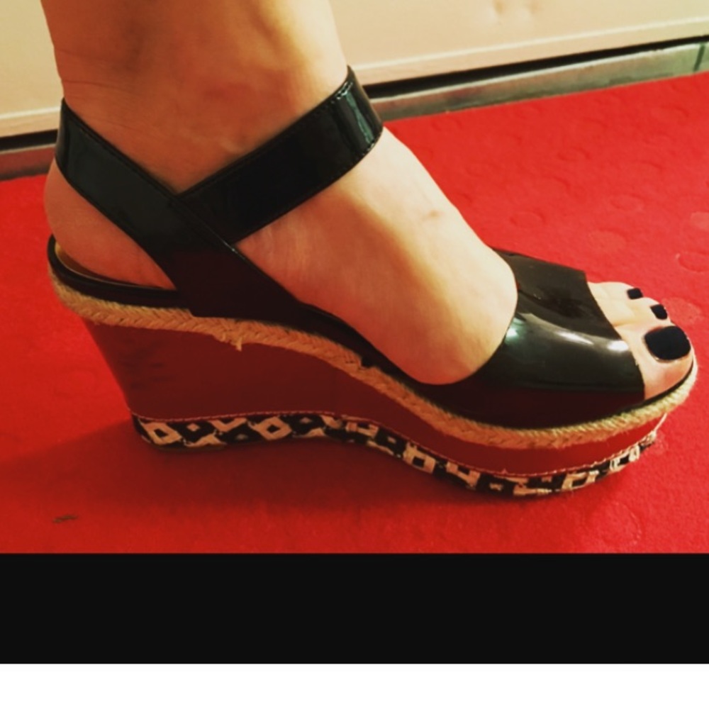 📍Comfy platform shoes