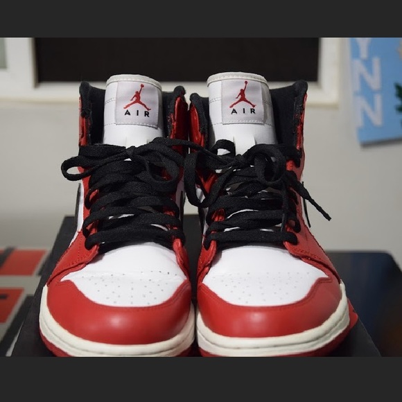 Nike Air Jordan I 1 Retro White Varsity Red