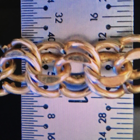 Vintage gold filled charm bracelet. - Picture 6 of 8