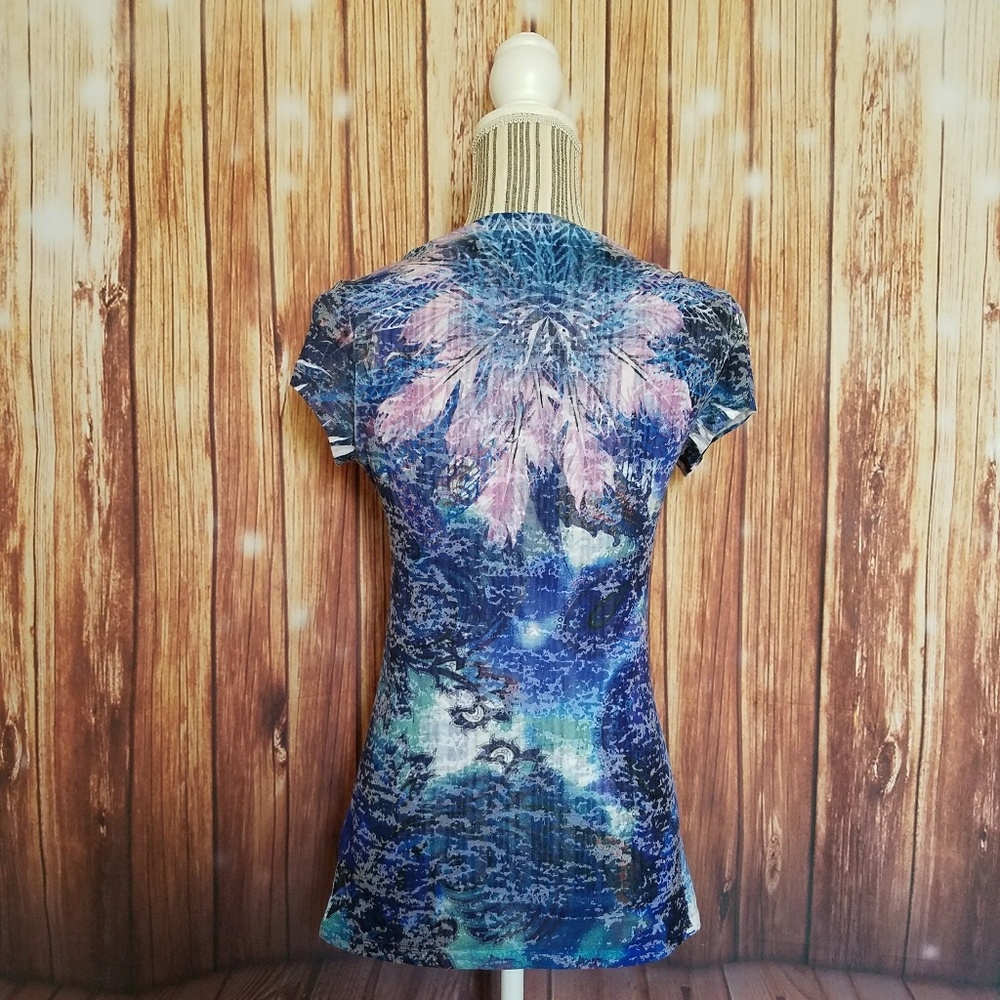 Mossimo Supply Co ▪ Short-Sleeved Graphic Tee - Picture 2 of 2