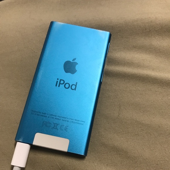 iPod nano touch 7th generation - Picture 2 of 4