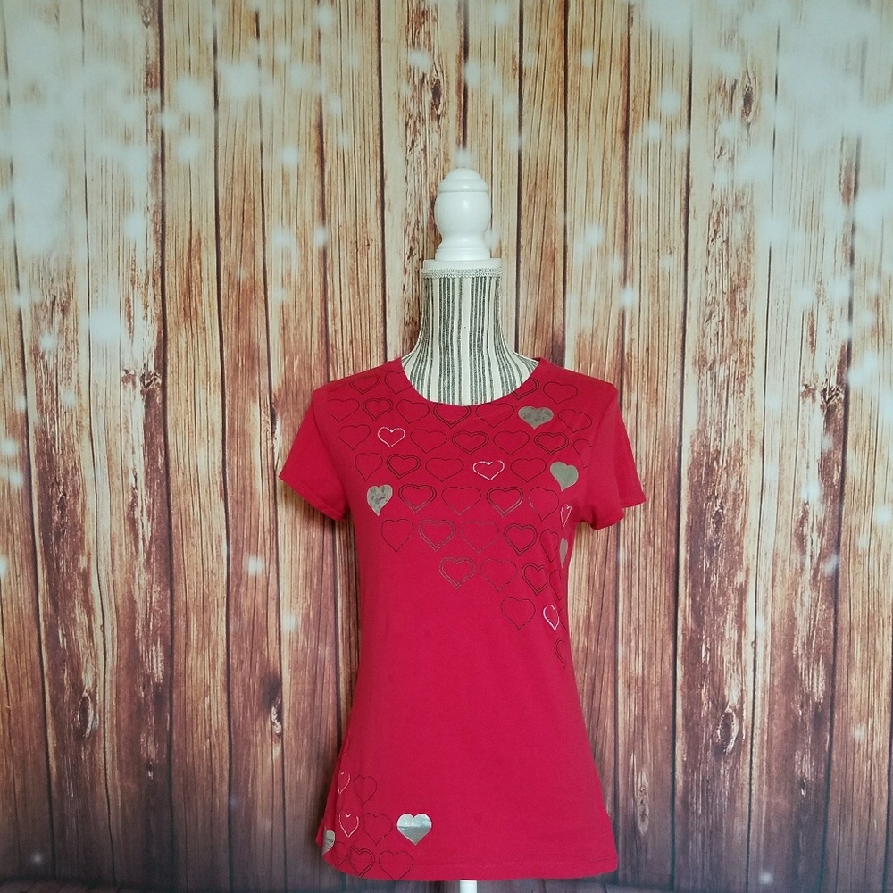 Old Navy ▪ Short-Sleeved Red Foil Heart Graphic T