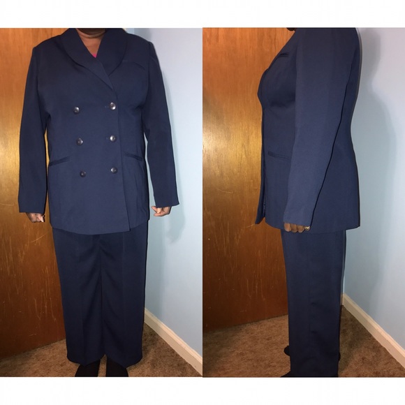 Women's Pants Suit