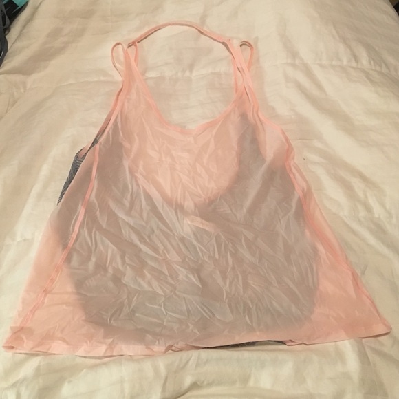 Lulu Lemon tank