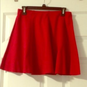 Mid A-line mini skirt .