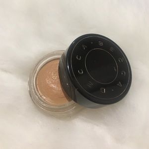 ▪️BECCA ULTIMATE COVERAGE CREAM CONCEALER▪️