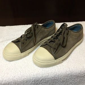 Marc Jacobs converse-style army grn suede sneakers