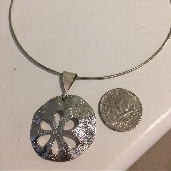 Sand dollar necklace on wire - Picture 3 of 4