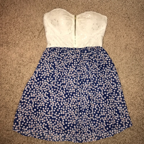 Cute floral print dress