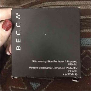 Becca pearl highlight