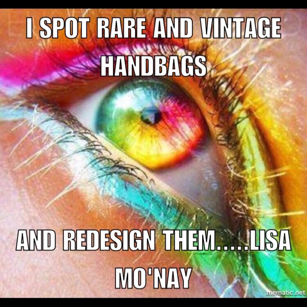 I ONLY SALE RARE VINTAGE HANDBAGS👜