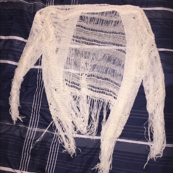 Shawls - Picture 1 of 3