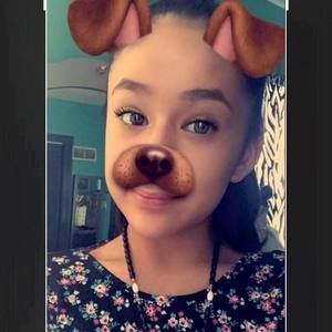 Meet your Posher, Leslie