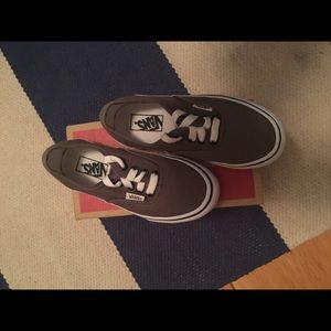 Vans size 12.5 kids