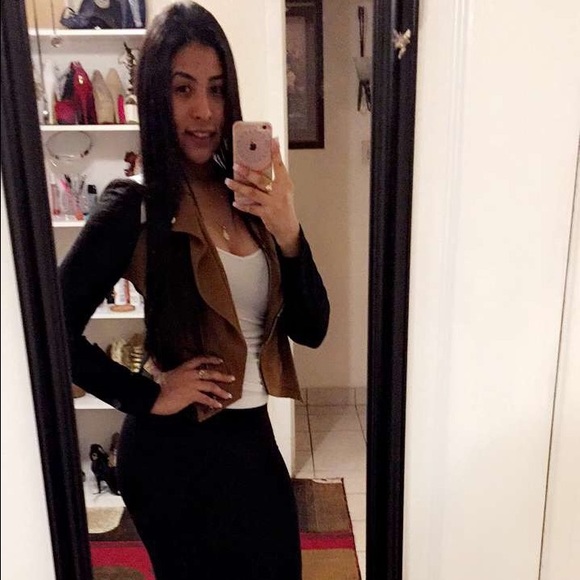 Meet your Posher, Nora - Picture 1 of 1