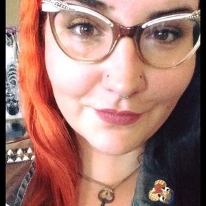 Meet your Posher, Anne marie