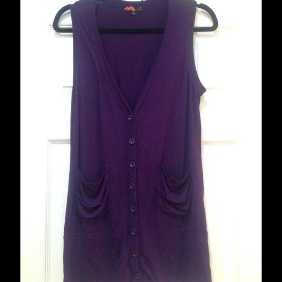 Soft, tunic style Forever 21 vest