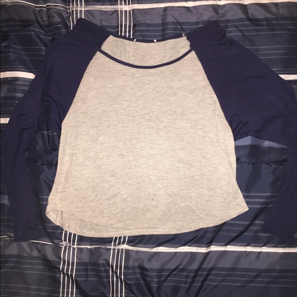 Short long sleeve