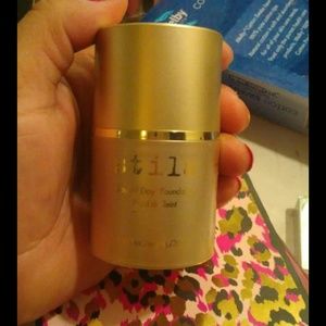 Stila foundation