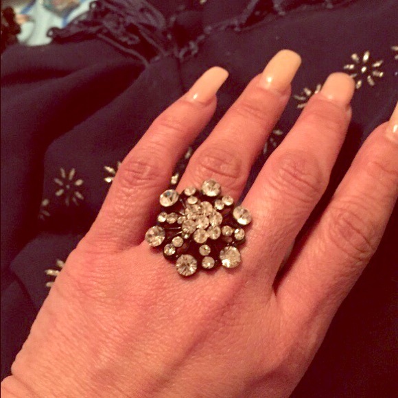 Gorgeous Fashion Ring 💍