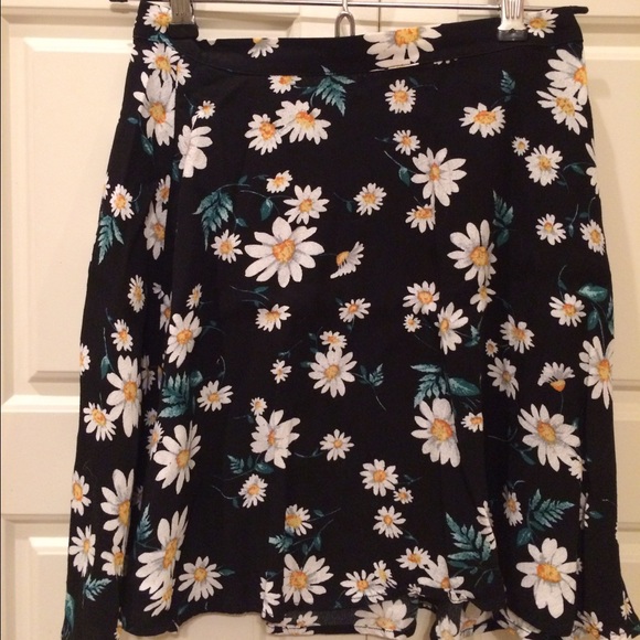 Forever 21 floral skirt