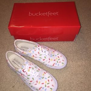 Bucketfeet shoes