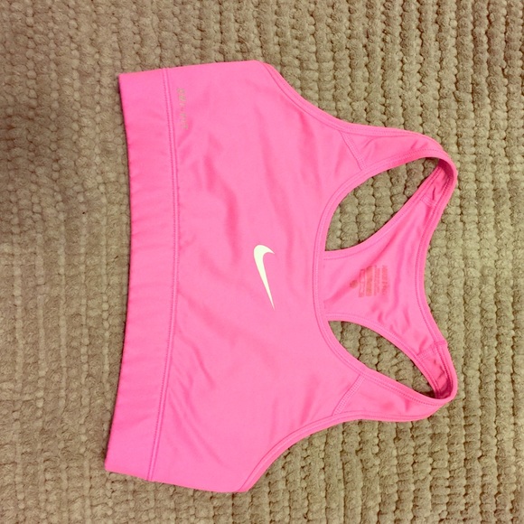 Nike sports bra - Picture 1 of 1