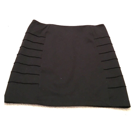 black mini skirt