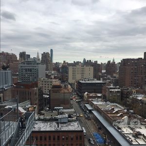 Meet your Posher, Olivia