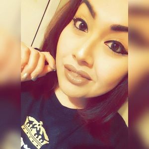 Meet your Posher, Lisa