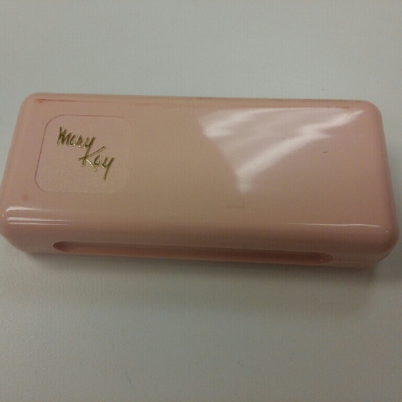 Makeup blush - Picture 2 of 2