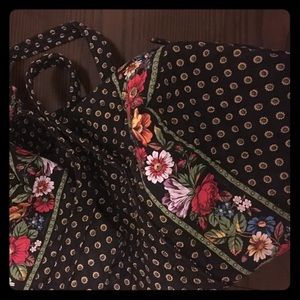 Rare vibrant black Vera Bradley large duffle
