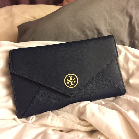 Tory Burch Handbags - Tory burch clutch