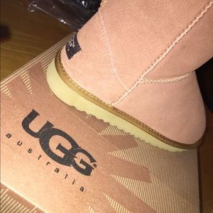 UGGs