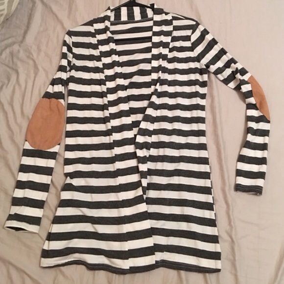 Other - Gray&white cardigan with tan suede elbows