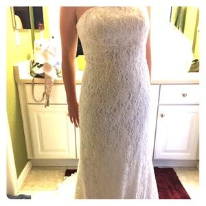 Galina Strapless Wedding Dress